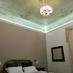 Le Del Teatro Cucinino Privato Tarent