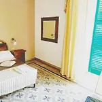 Le Del Teatro Cucinino Privato Taranto