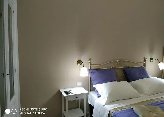 Le Del Teatro Cucinino Privato Casa de hóspedes Taranto
